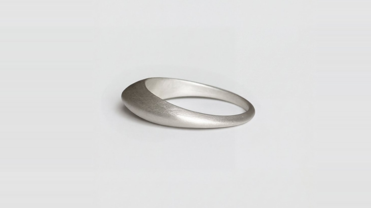 R.01, recycled sterling silver, three-quarter view.
